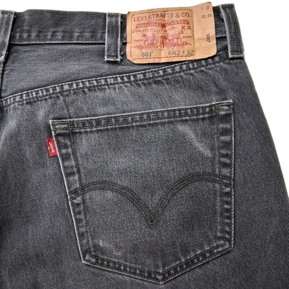 Levis 501 Button Fly Black Jeans 42x32 Mens Straight Leg Faded 0660 Denim